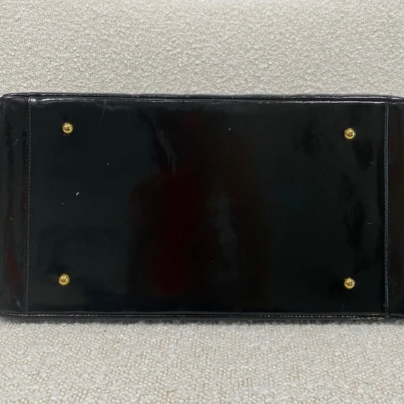 Authentic Chanel Patent Grand Shopping Tote GST Black - Picture 3 of 12